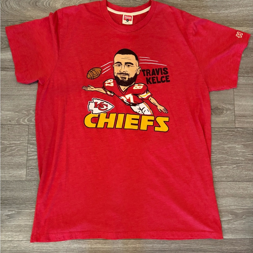 Red Chiefs Graphic T-Shirt